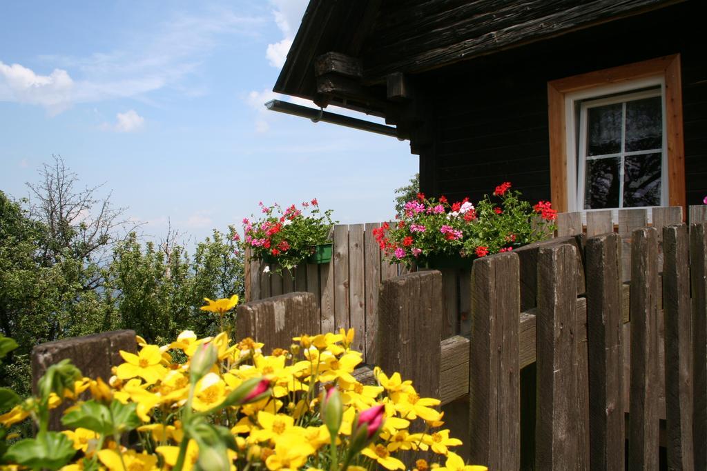 Ferienhaus Legat - Ein Platz Zum Traumen Hotel Pongratzen Luaran gambar